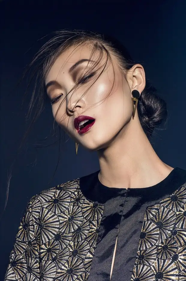 Frame Four portfolio work: BeautyT 16